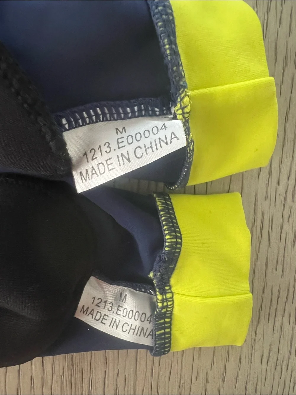 Speedo boys  Navy & Neon Yellow Water Grip Socks